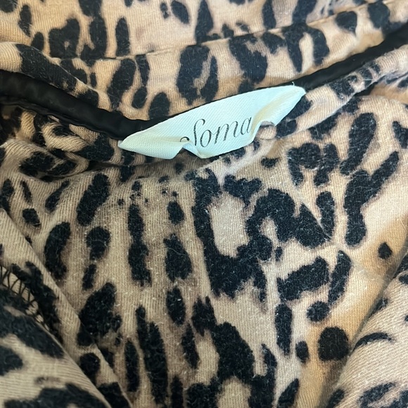 SOMA INTIMATES LEOPARD / CHEETAH PRINT PAJAMA SET - Picture 2 of 4